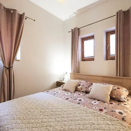 Shady Garden Apartamento Zadar
