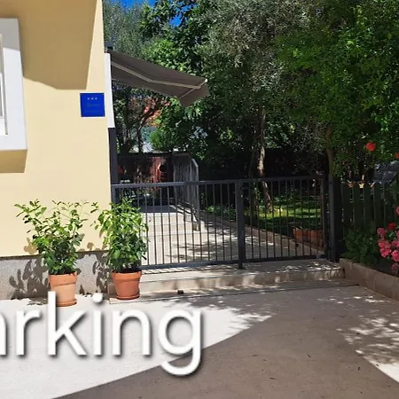 Apartamento Shady Garden Zadar